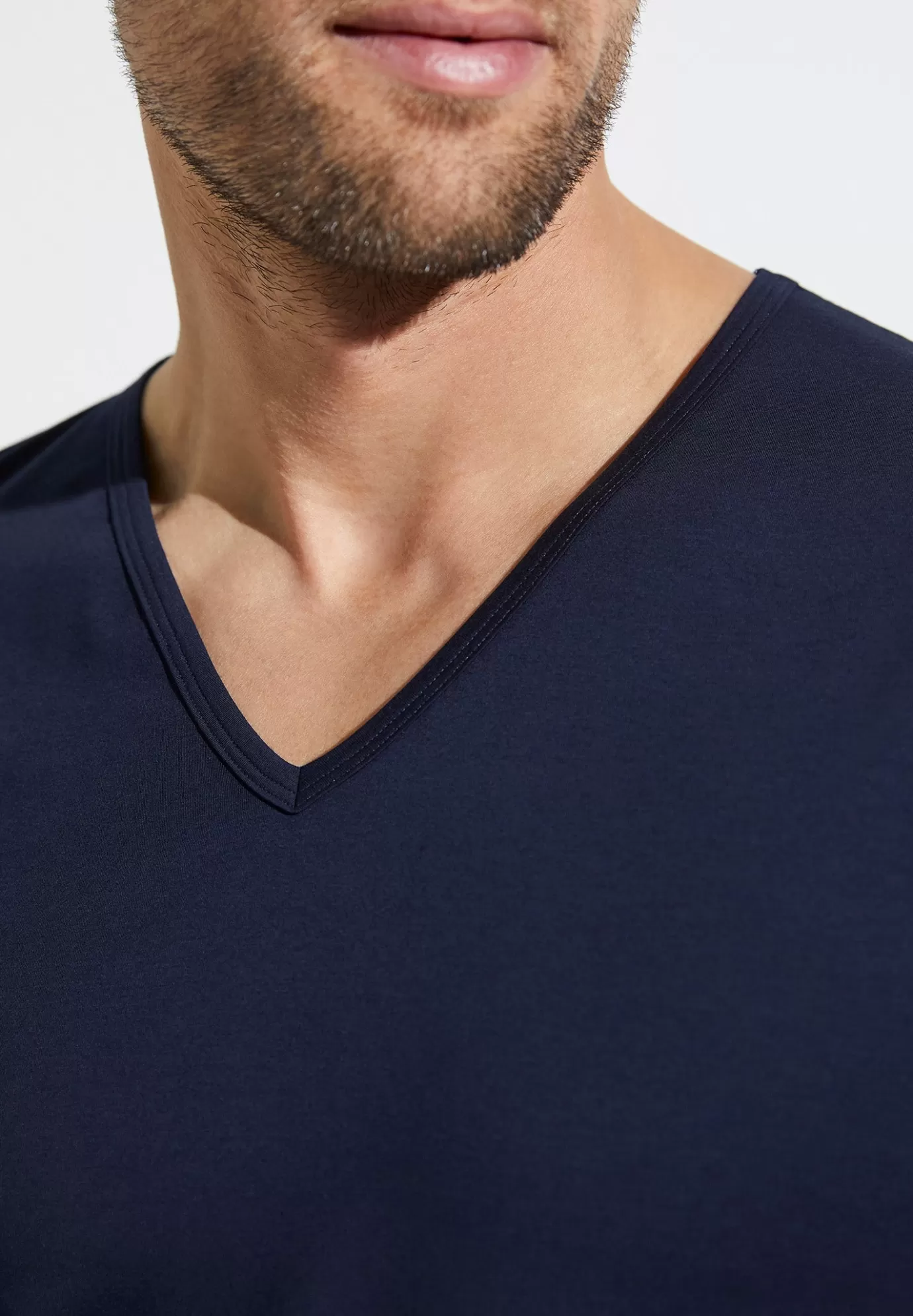 Pure ComfortT-Shirt à manches courtes col en V - navy-Zimmerli Store