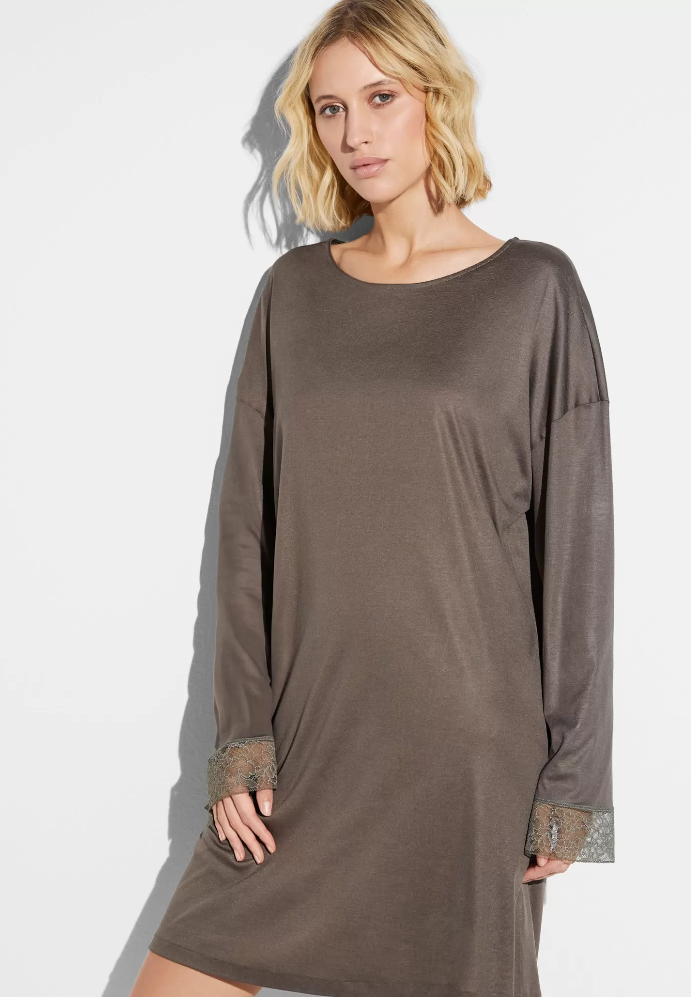 Silk DreamsTee-shirt de nuit manches longues - olive brown-Zimmerli Flash Sale